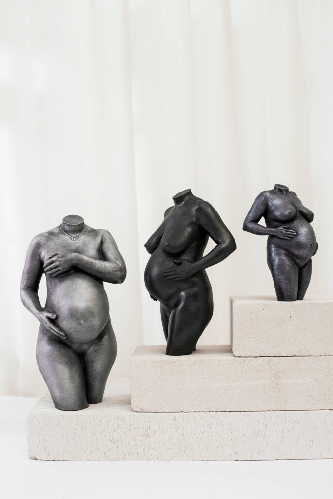 Nabewerking van een 3D geprint zwangerschapsbeeld