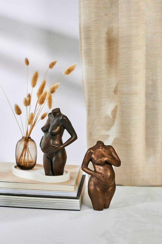 3D zwangerschapsbeeldje licht en donker veredeld